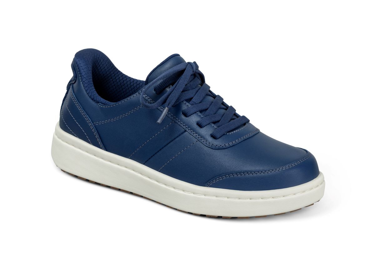 Wander Women's Hands-Free Knit Sneakers, Navy, angle view