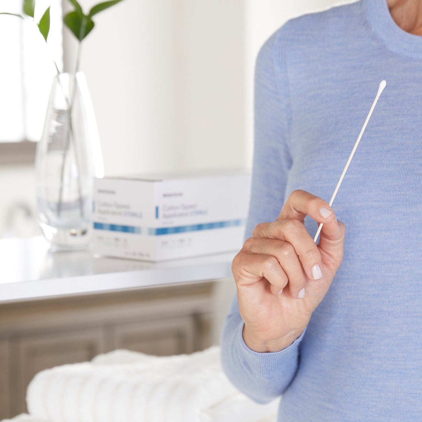 McKesson Sterile Swabsticks, Cotton Tip