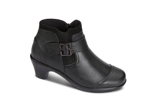 Emma Women's Boots, Black, angle view