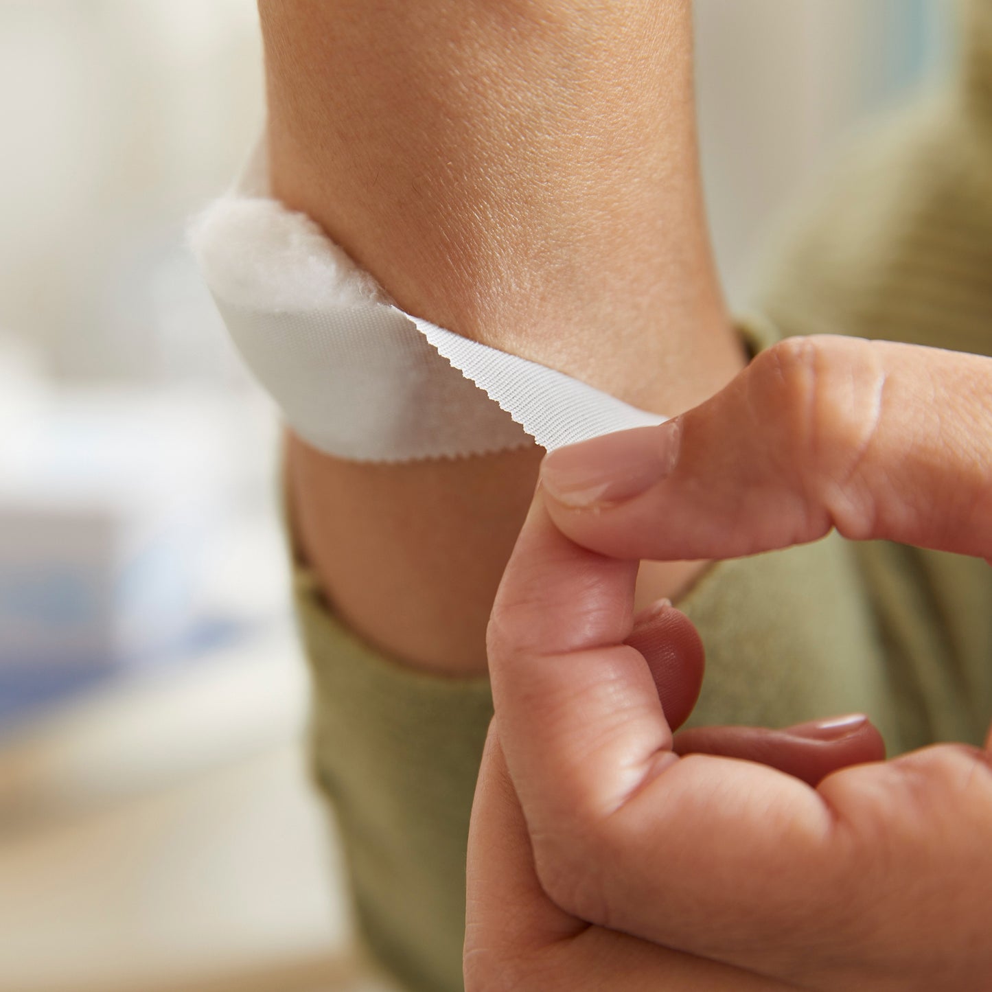 McKesson Silk-Like Cloth Medical Tape, White