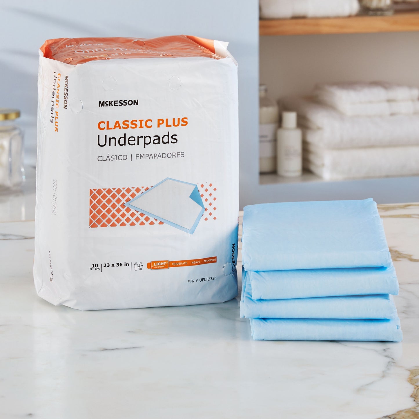 McKesson Classic Plus Light Absorbency Underpads