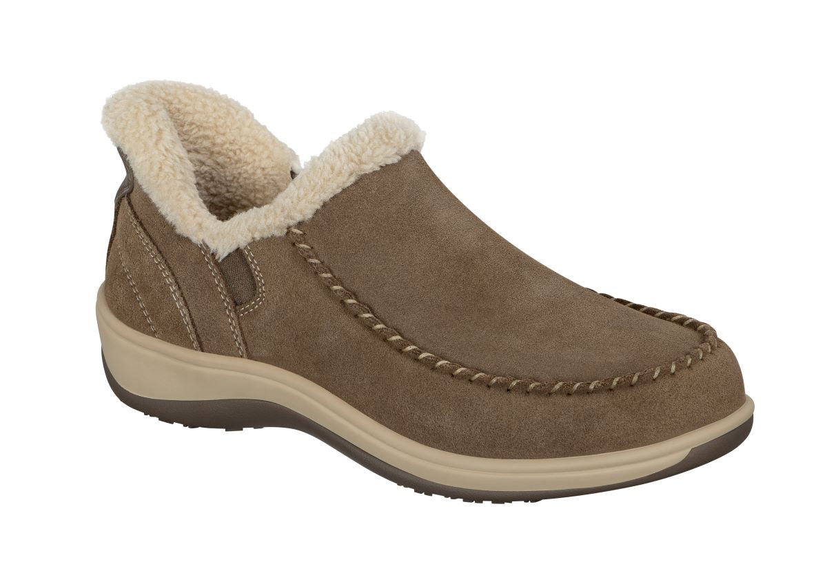 Lorin Women's Hands-Free Suede Indoor/Outdoor Slipper Shoes, Light Brown, angle view