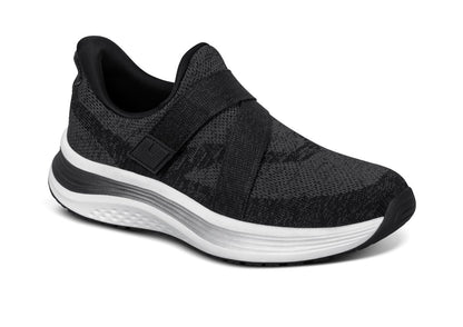 Naya Women's Hands-Free Sneakers, Black, angle view