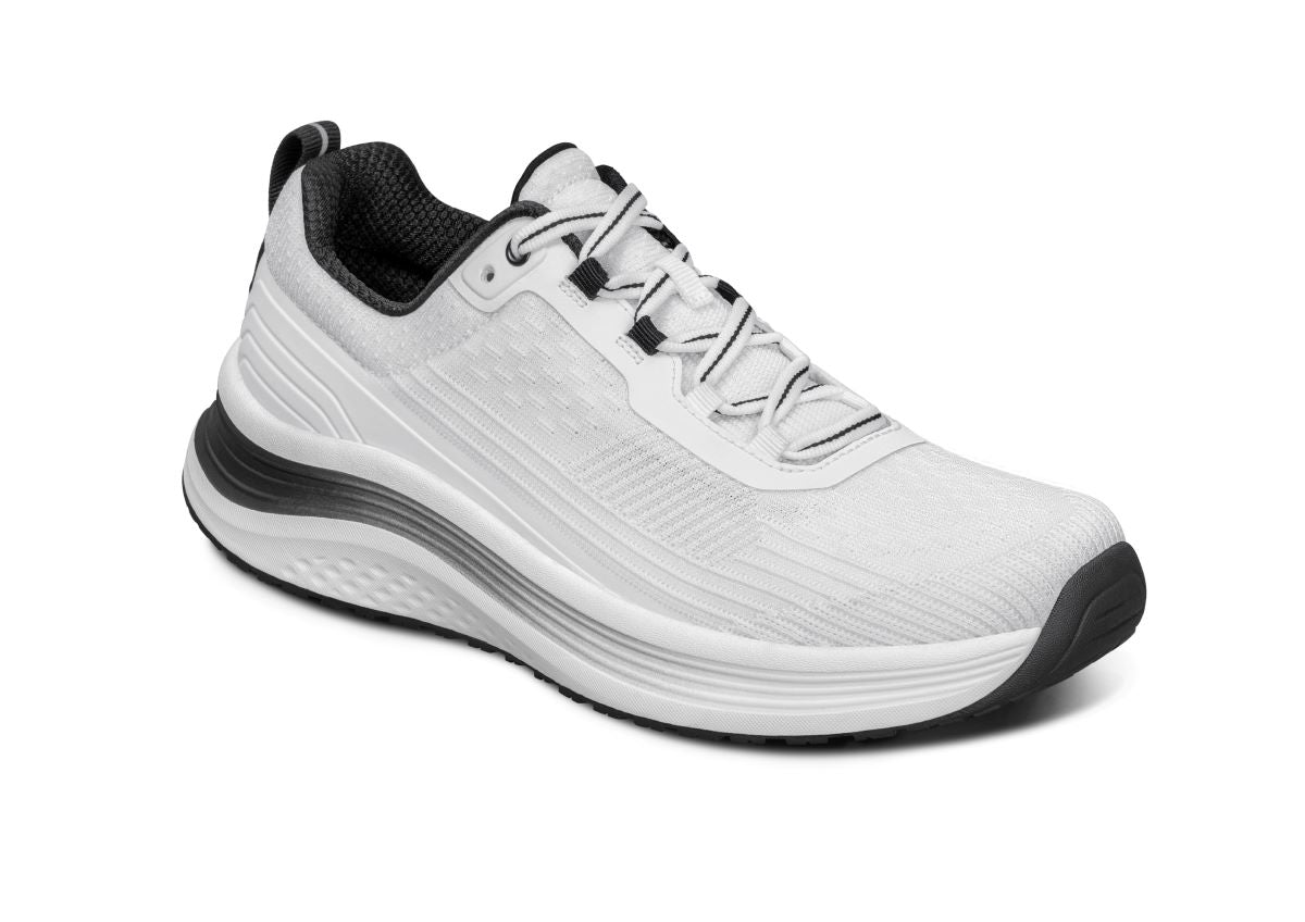 Relay Women's Running Shoes, White, angle view