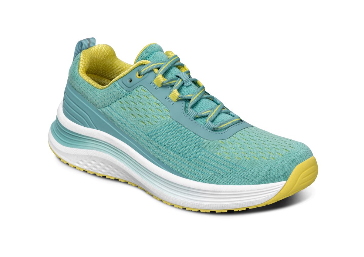 Relay Women's Running Shoes, Turquoise, angle view