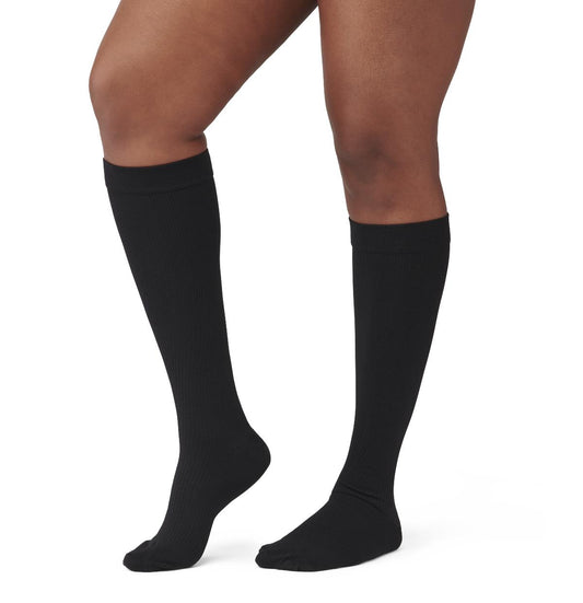 Curad Knee-High 15-20 Mmhg Compression Socks Black