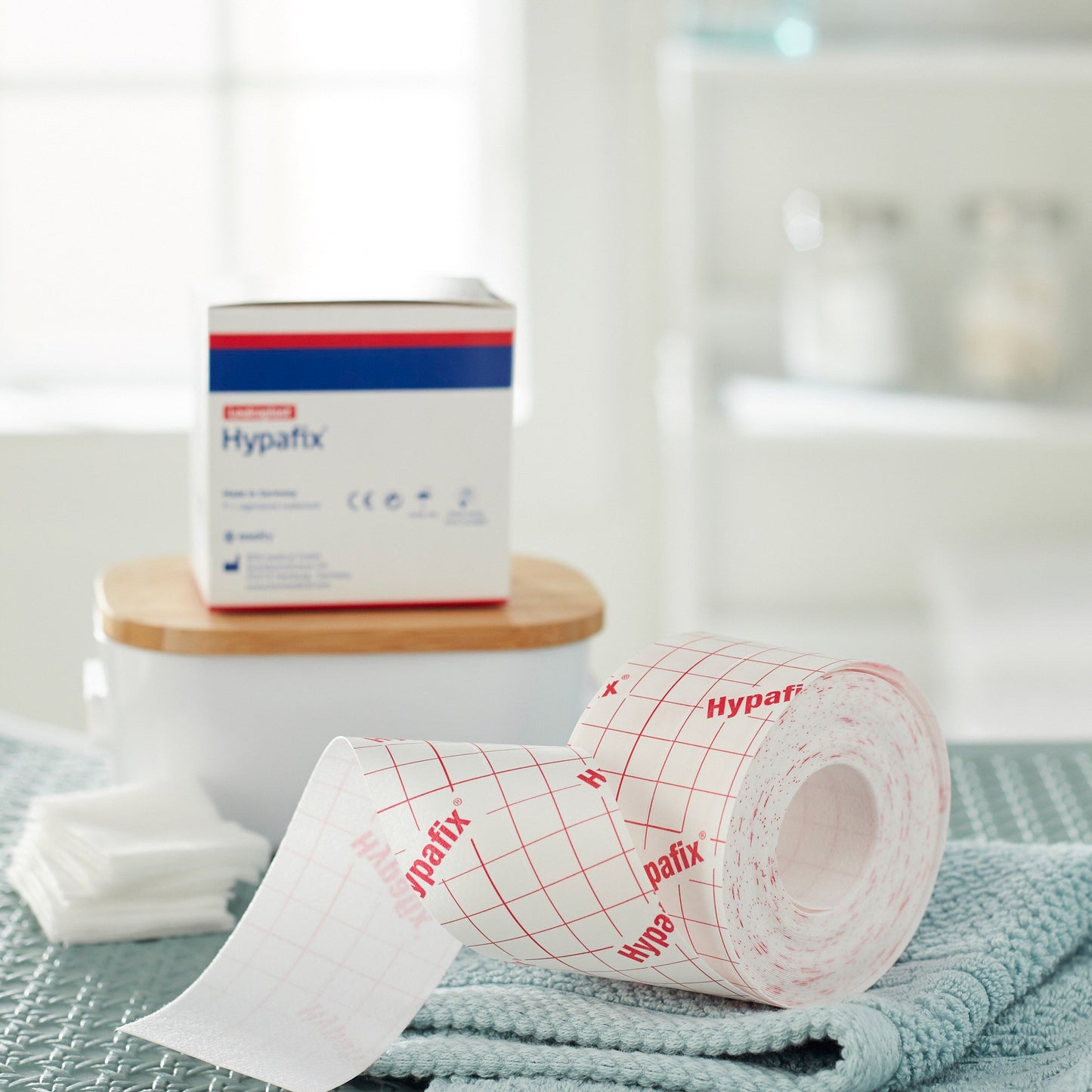Hypafix® Nonwoven Dressing Retention Tape, White